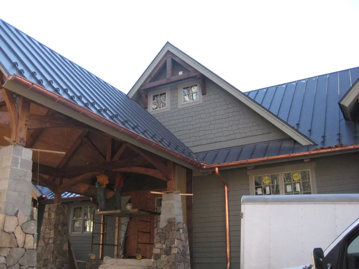 Craftsman Roofing team delivering quality roofing work in Robins Nest